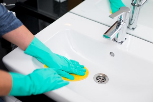 Detailed end of tenancy clean for a Finchley apartment